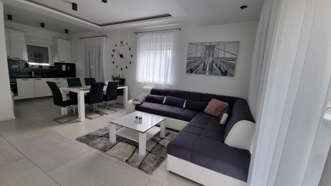 Holiday House Gavran Vodice Exterior photo